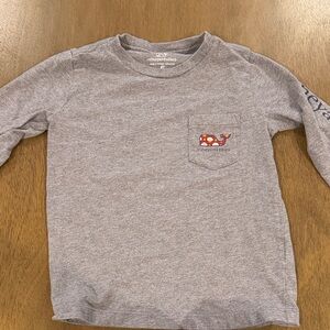 Vineyard Vines Kids Gray Long Sleeve Tee with Red Whale